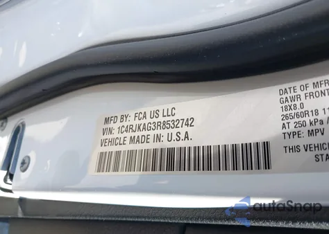 2024 Jeep Grand Cherokee L Laredo 4X4 из США, поврежденный, VIN 1C4RJKAG3R8532742